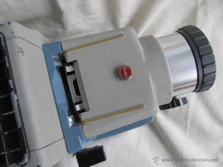 Antig&uuml;edades: Antiguo proyector de diapositivas Kodak - Foto 10