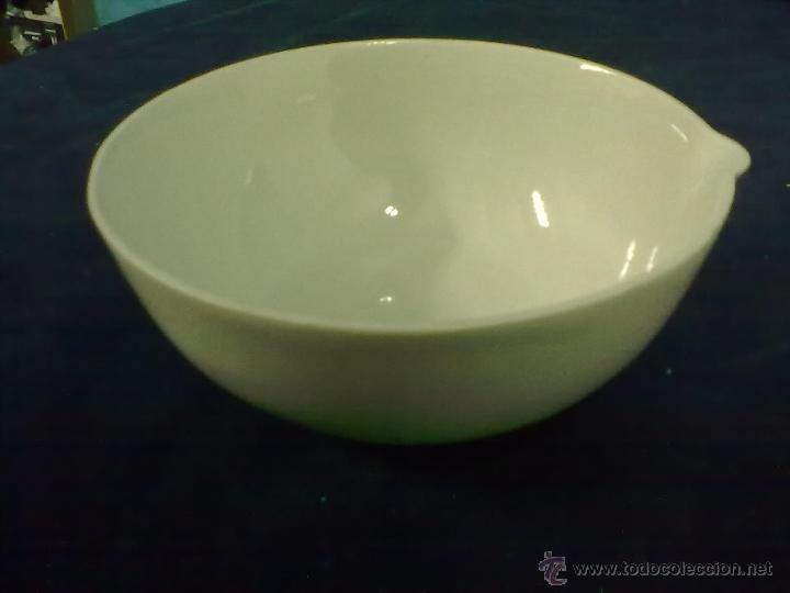 Antig&uuml;edades: CUENCO CON VERTEDERA PORCELANA ALMIREZ - Foto 1
