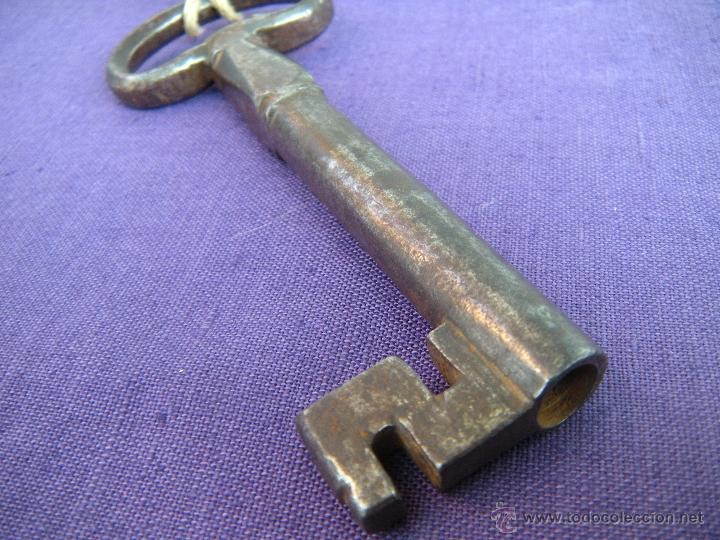 Antig&uuml;edades: ANTIGUA LLAVE DE FORJA S. XVIII - Foto 2
