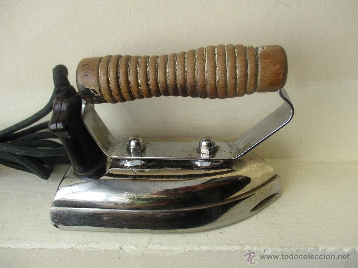 Antig&uuml;edades: PLANCHA EL&Eacute;CTRICA 125 - Foto 1