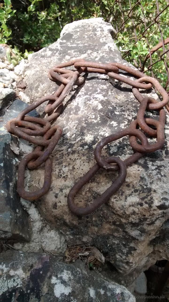 Antig&uuml;edades: Cadena de 78 cm de longitud, eslab&oacute;n de 6 x 3 cm - Foto 1