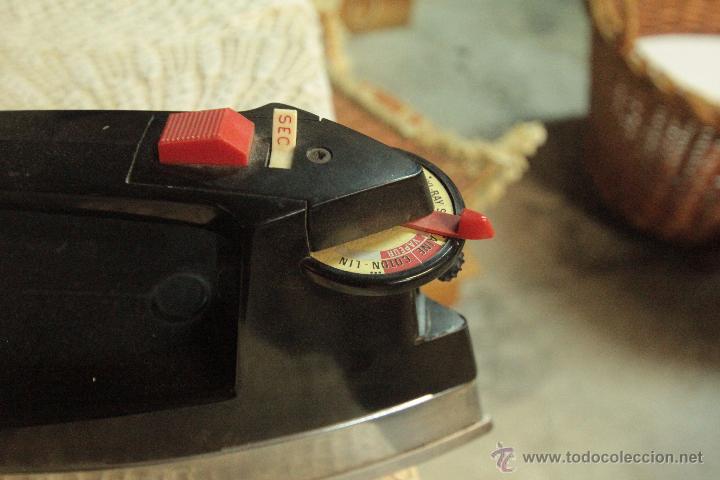 Antig&uuml;edades: PLANCHA EL&Eacute;CTRICA - Foto 4