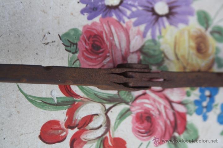 Antig&uuml;edades: ANTIGUO COMPAS DE FORJA AGARROTADO POR EL CENTRO DE 39 CMS. DE LARGO - Foto 3