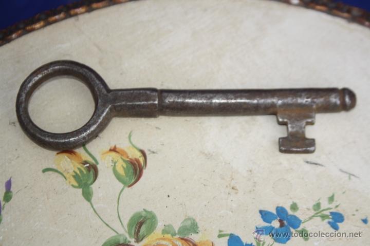 Antig&uuml;edades: LLAVE ANTIGUA DE FORJA DE 17 CMS. DE LARGO - Foto 4