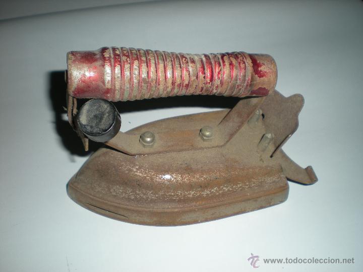 Antig&uuml;edades: Plancha el&eacute;ctrica sin cable - Foto 1