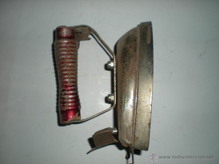 Antig&uuml;edades: Plancha el&eacute;ctrica sin cable - Foto 3