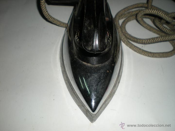 Antig&uuml;edades: Plancha el&eacute;ctrica marca Jata modelo 558 - Foto 3