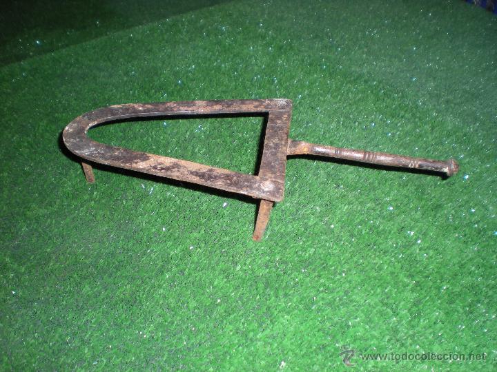 Antig&uuml;edades: Base descanso plancha 28x12x6cm - Foto 1