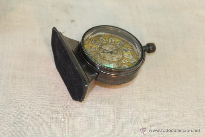 Antig&uuml;edades: reloj naval de mesa en laton con esfera viselada - Foto 2