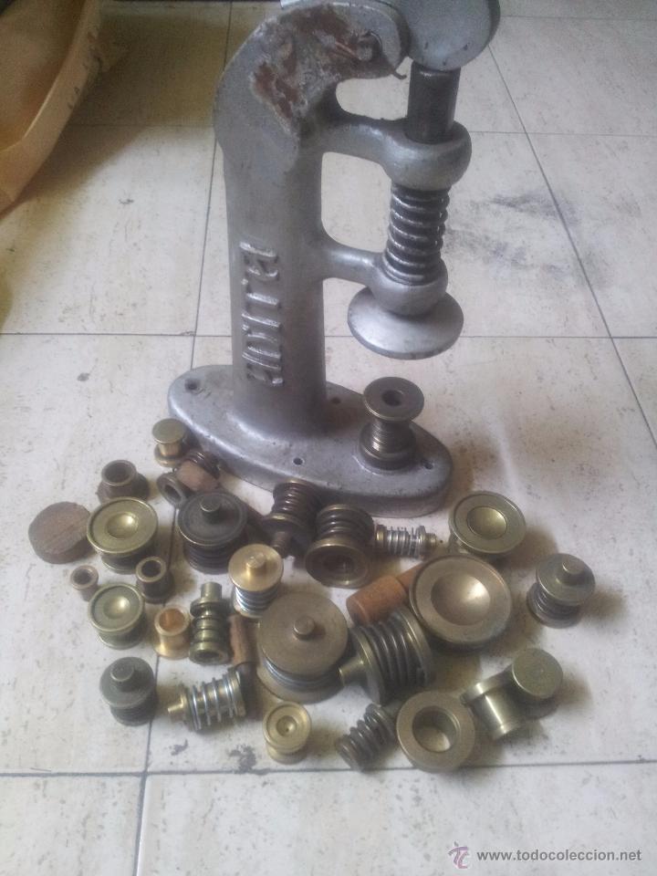 maquina de forrar botones.anita.troqueles. - Buy Antique tools of other  professions on todocoleccion