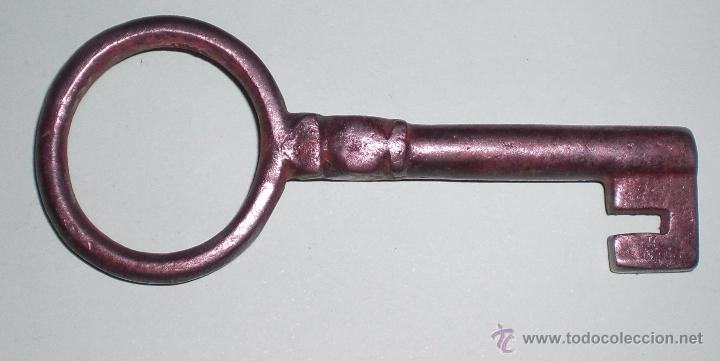 Antig&uuml;edades: Antigua llave de forja zxy - Foto 1