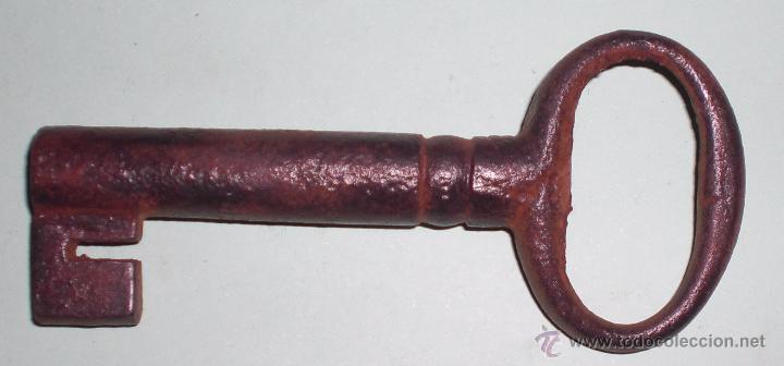 Antig&uuml;edades: Antigua llave de forja zxy - Foto 1