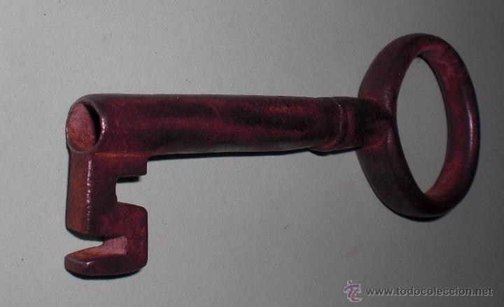 Antig&uuml;edades: Antigua llave de forja zxy - Foto 2