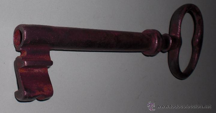 Antig&uuml;edades: Antigua llave de forja zxy - Foto 2