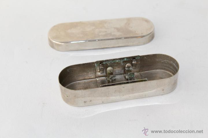 Antig&uuml;edades: caja de jeringuilla con abujas - Foto 2