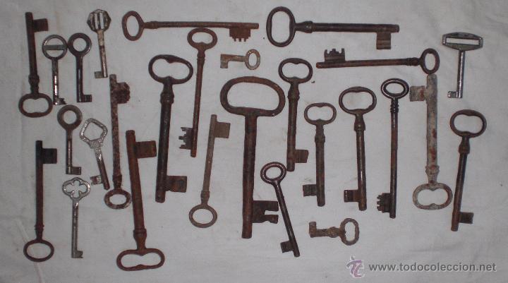Antig&uuml;edades: Colecci&oacute;n de llaves antiguas - Foto 1