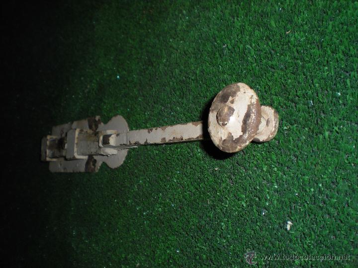 Antig&uuml;edades: Herraje puerta 58x6x3cm - Foto 2