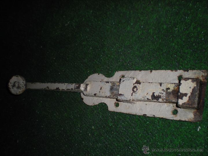 Antig&uuml;edades: Herraje puerta 58x6x3cm - Foto 1
