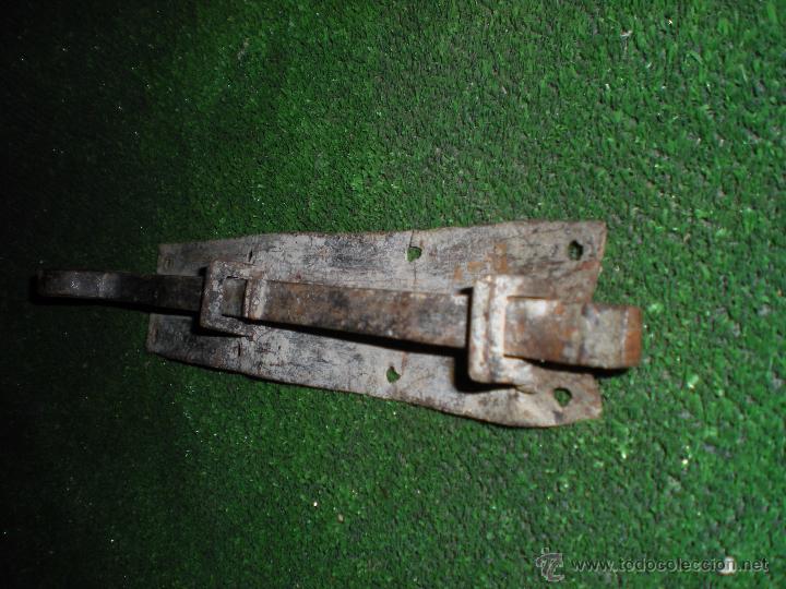 Antig&uuml;edades: Herraje puerta 36x6x3cm - Foto 2