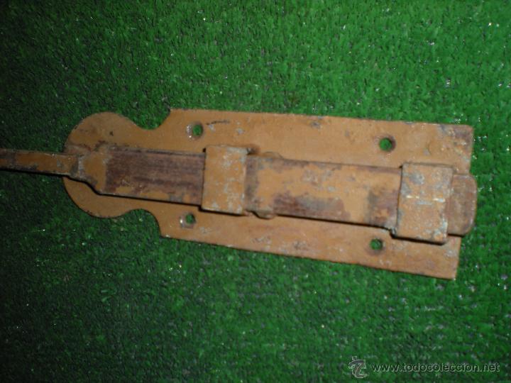 Antig&uuml;edades: Herraje puerta 32x6x2cm - Foto 3