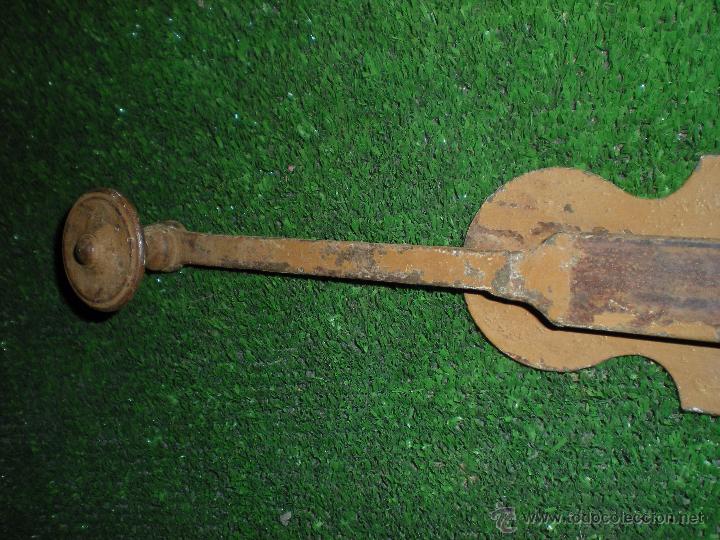 Antig&uuml;edades: Herraje puerta 32x6x2cm - Foto 4