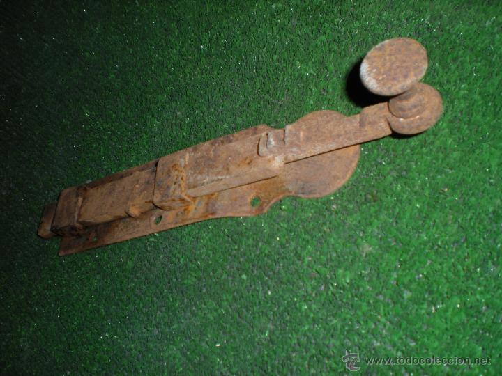 Antig&uuml;edades: Herraje puerta 28x6x2cm - Foto 2