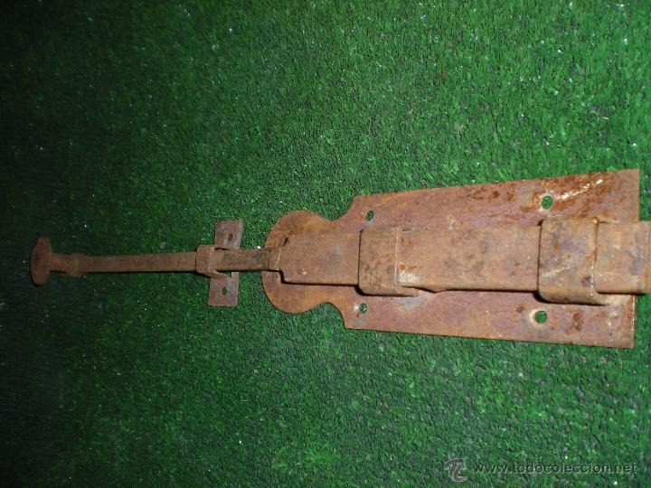 Antig&uuml;edades: Herraje puerta 58x6x2cm - Foto 1