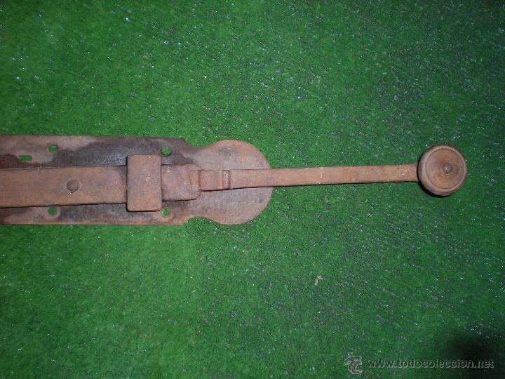 Antig&uuml;edades: Herraje puerta 41x6x2cm - Foto 2