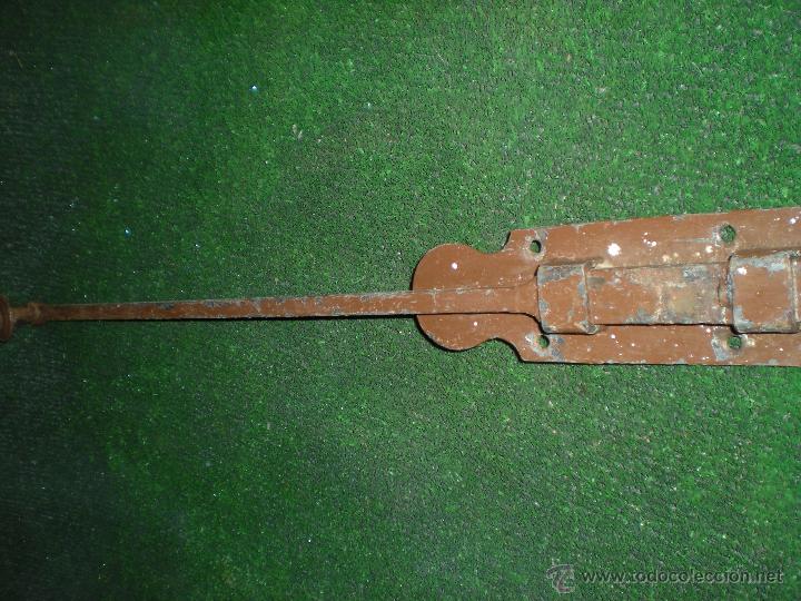 Antig&uuml;edades: Herraje puerta 60x6x2cm - Foto 1