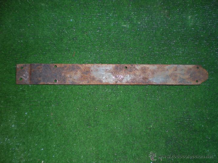 Antig&uuml;edades: Herraje puerta 35x4x2cm - Foto 5