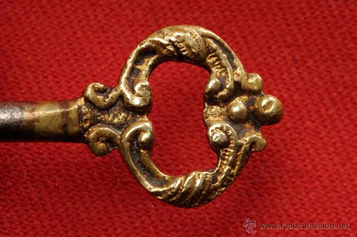 Antig&uuml;edades: ANTIGUA LLAVE EN HIERRO Y BRONCE - Foto 3