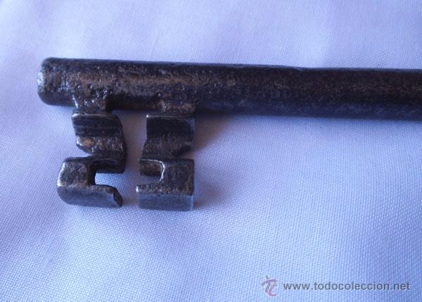 Antig&uuml;edades: LLAVE MUY ANTIGUA Y RARA , 22CM - Foto 3