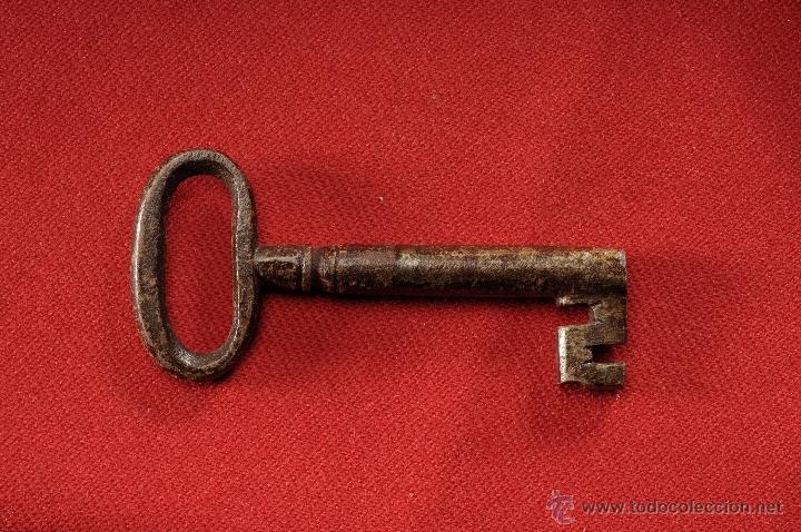 Antig&uuml;edades: ANTIGUA LLAVE EN HIERRO FORJADO - Foto 2