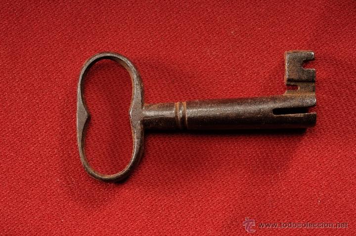 Antig&uuml;edades: ANTIGUA LLAVE EN HIERRO FORJADO - Foto 2