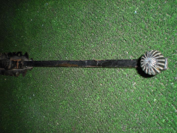 Antig&uuml;edades: Herraje puerta 40x5cm - Foto 3