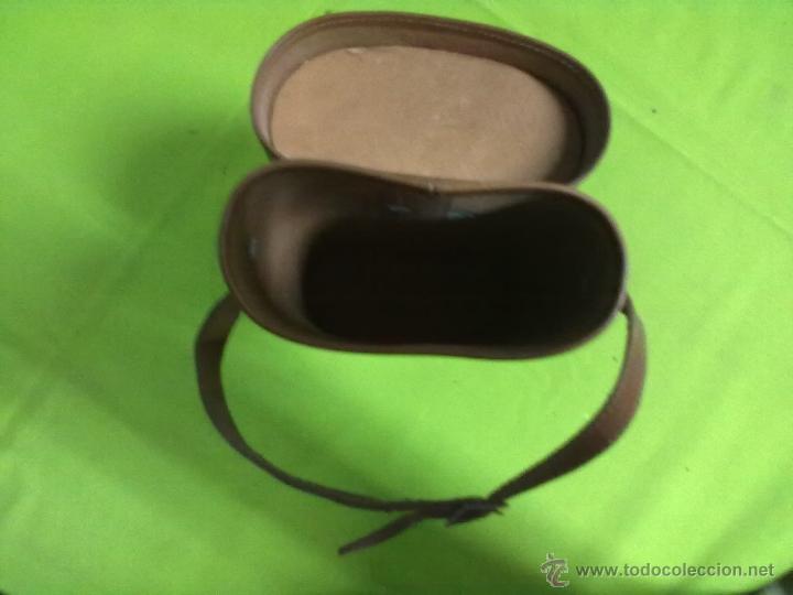 Antig&uuml;edades: FUNDA CUERO BINOCULARES PRISMATICOS. - Foto 3