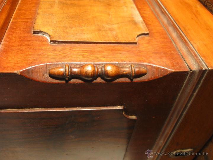 Antig&uuml;edades: M&aacute;quina de coser pieza &uacute;nica - Foto 10