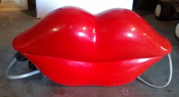 Tel&eacute;fonos: Tel&eacute;fono rojo en forma de labios - Foto 2