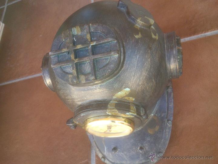 Antig&uuml;edades: ESCAFANDRA EN RESINA CON RELOJ - Foto 2