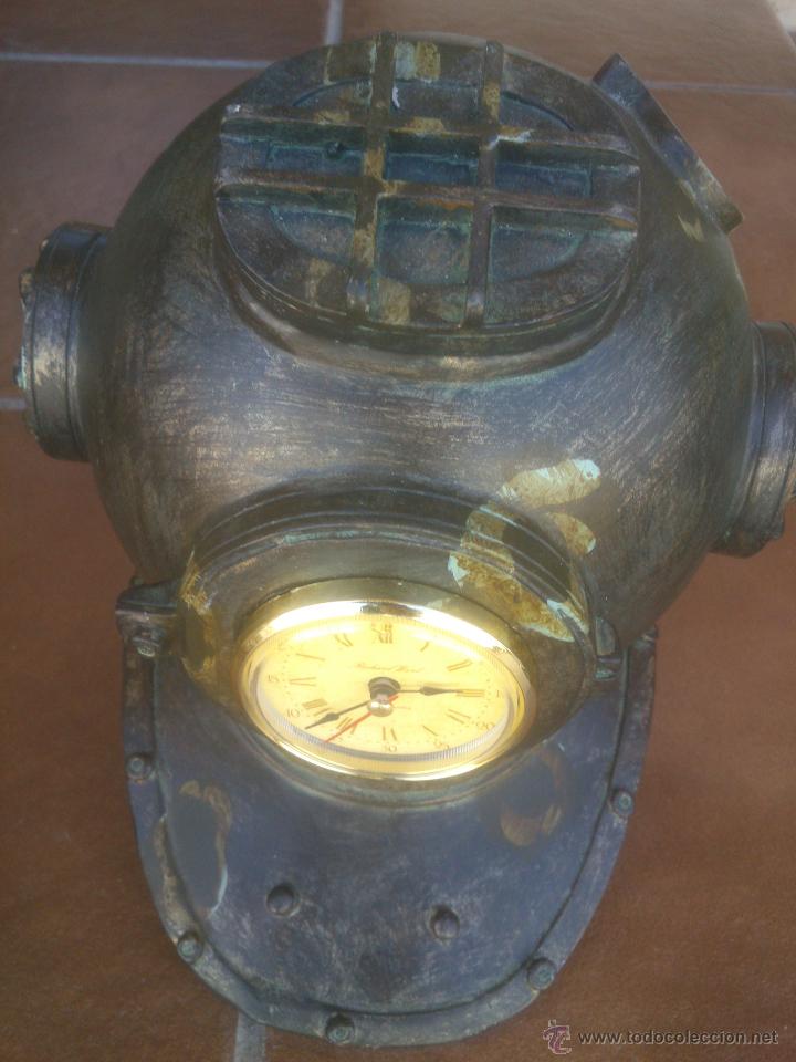 Antig&uuml;edades: ESCAFANDRA EN RESINA CON RELOJ - Foto 8