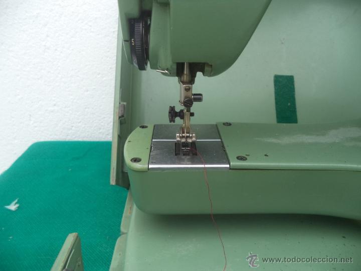 Antig&uuml;edades: maquina de cosera militar - Foto 3