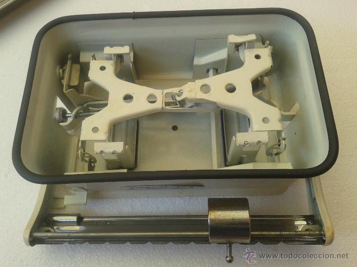 Antig&uuml;edades: B&Aacute;SCULA MANUAL MARCA STUBE - Foto 4