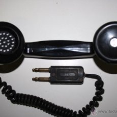 Teléfonos: ANTIGUO AURICULAR DE TELÉFONO CON DOBLE CLAVIJA, PERTENECIENTE A CENTRAL TELEFÓNICA O SIMILAR.. Lote 51257109