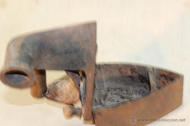 Antig&uuml;edades: PLANCHA DE CARBON ANTIGUA - Foto 2