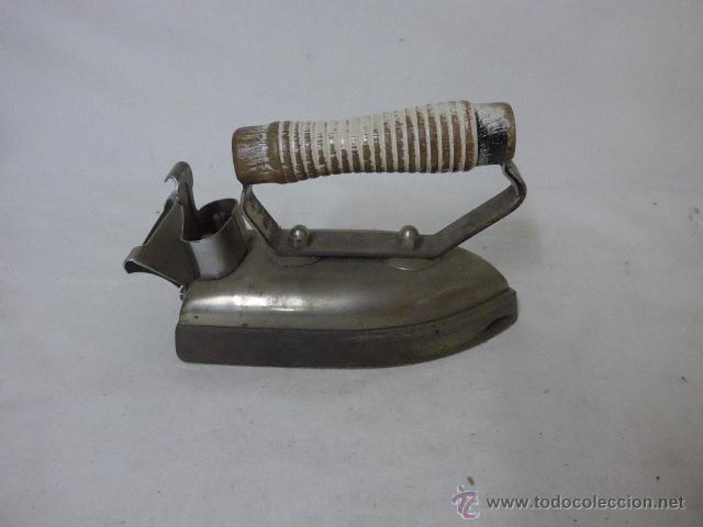 Antig&uuml;edades: Antigua plancha electrica - Foto 1