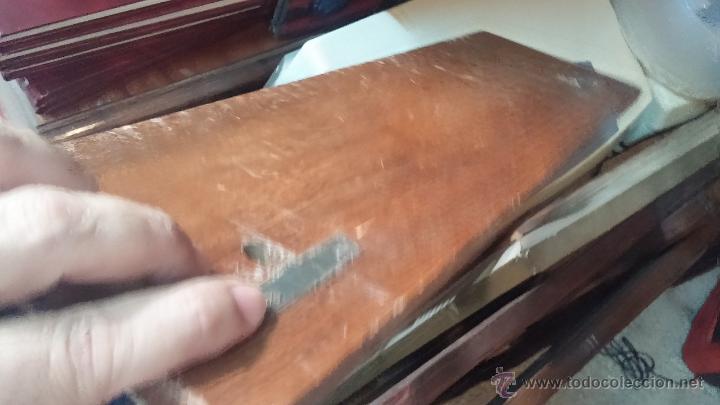 Antig&uuml;edades: Antiguo perchero en madera y forja - Foto 5
