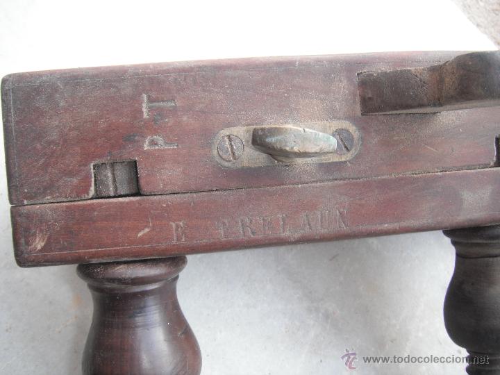 Antig&uuml;edades: cepillo acanalador carpintero - Foto 2