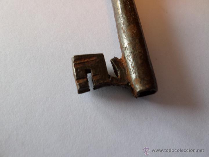 Antig&uuml;edades: LLAVE CON AGUJERO - Foto 5
