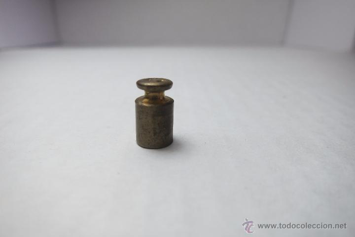 Antig&uuml;edades: pesa de 2 gramos - Foto 3