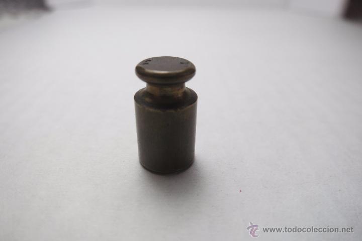 Antig&uuml;edades: pesa de 5 gramos - Foto 2